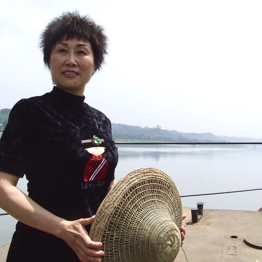 黄英