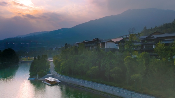 月圆人团圆，携手创未来——成都乐山商会第三届第四次理事会暨中秋茶话会圆满举行
